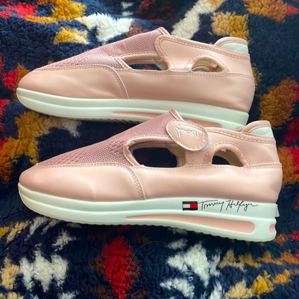 Tommy Hilfiger‎ pink lightweight sneakers